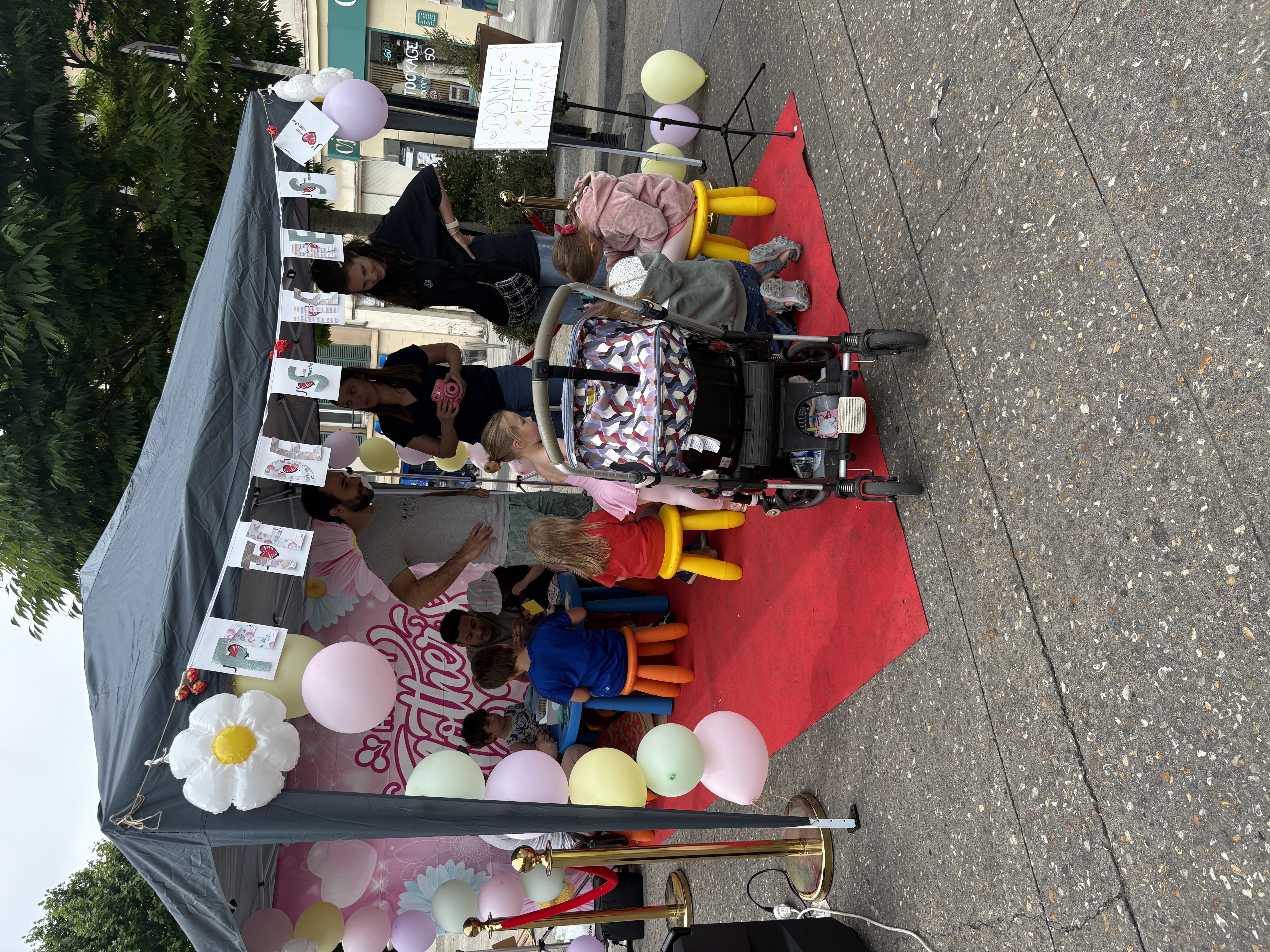 Animation familiale sur le marché communal de Montmorency