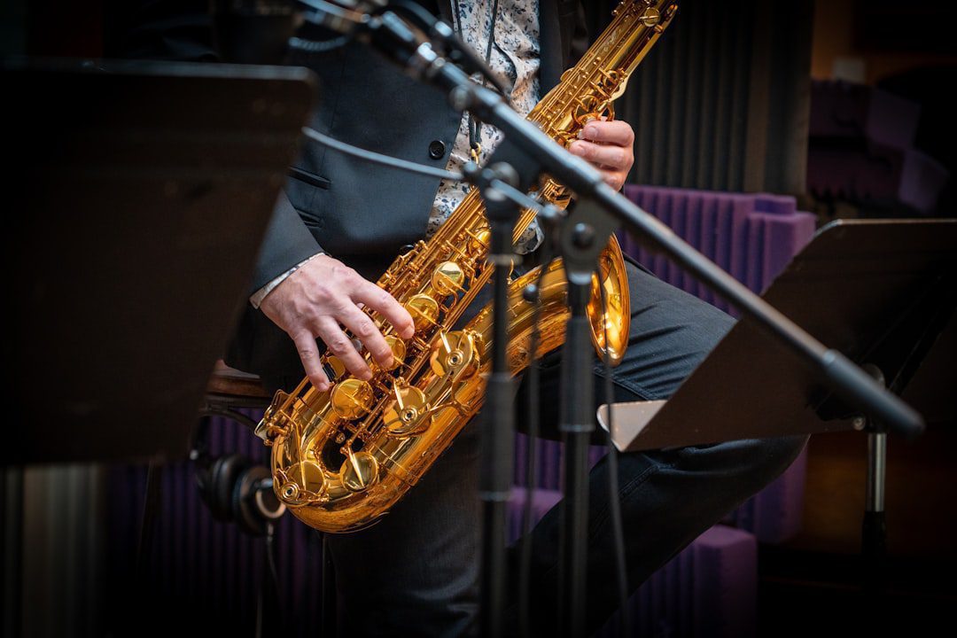 Musicien solo saxophoniste en prestation événementielle d'entreprise à Paris