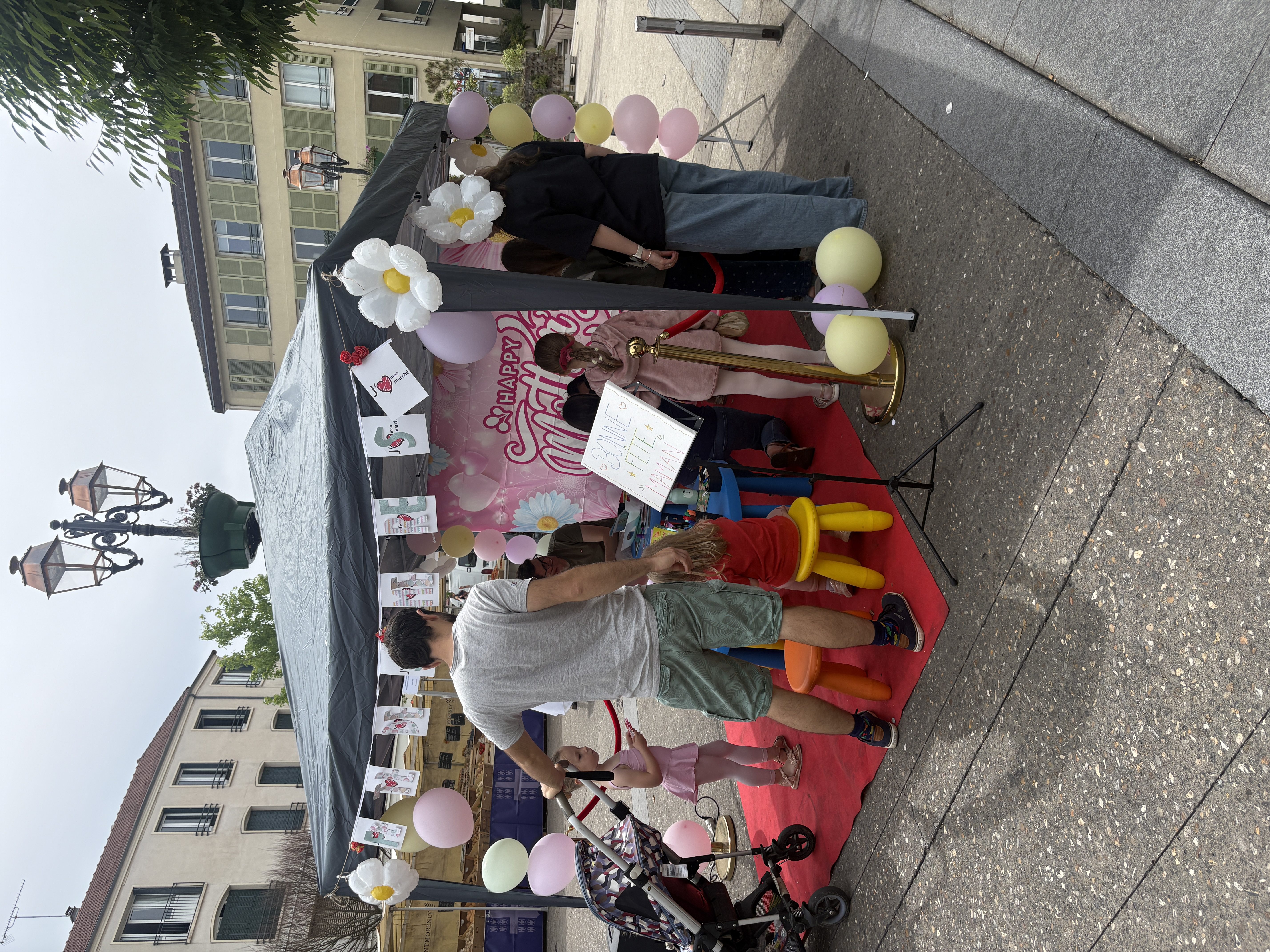 Stand d'animation enfants pour la Fête des Mères à Montmorency