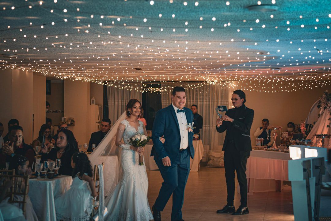 Vidéobooth 360° mariage à Paris et en Île-de-France