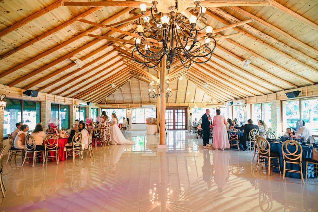Salle de réception de mariage prévue comme solution de repli