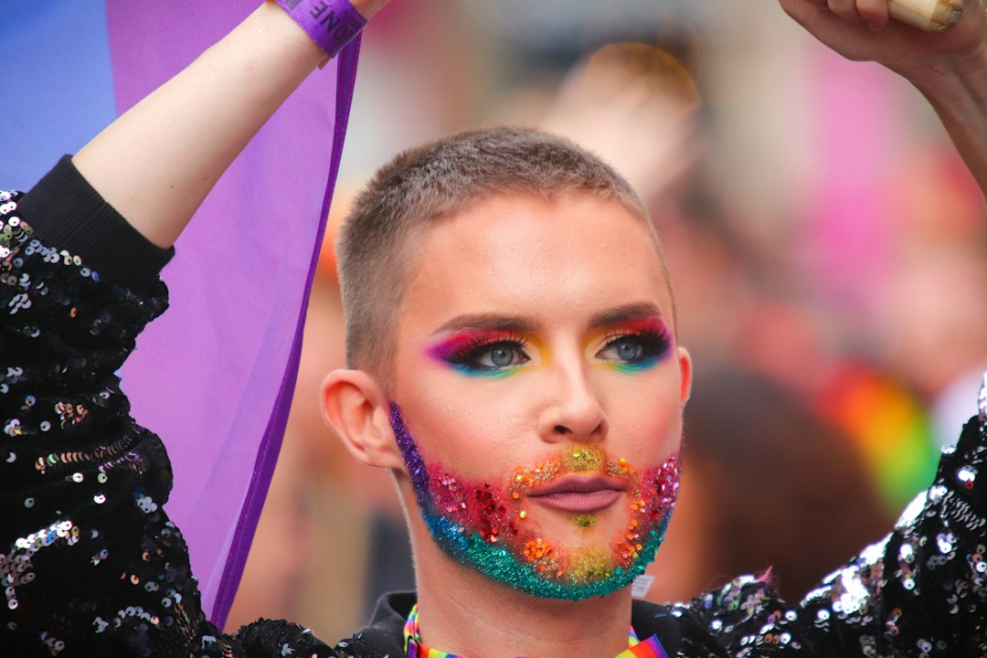 Animation maquillage et paillettes lors d'un événement