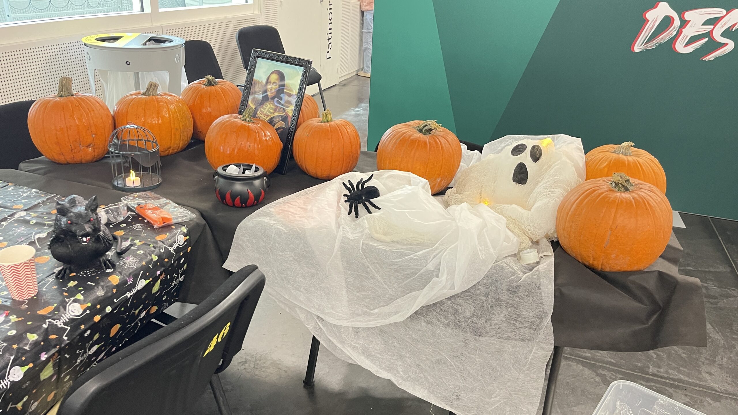 Atelier citrouilles Halloween à la patinoire Aren’Ice de Cergy