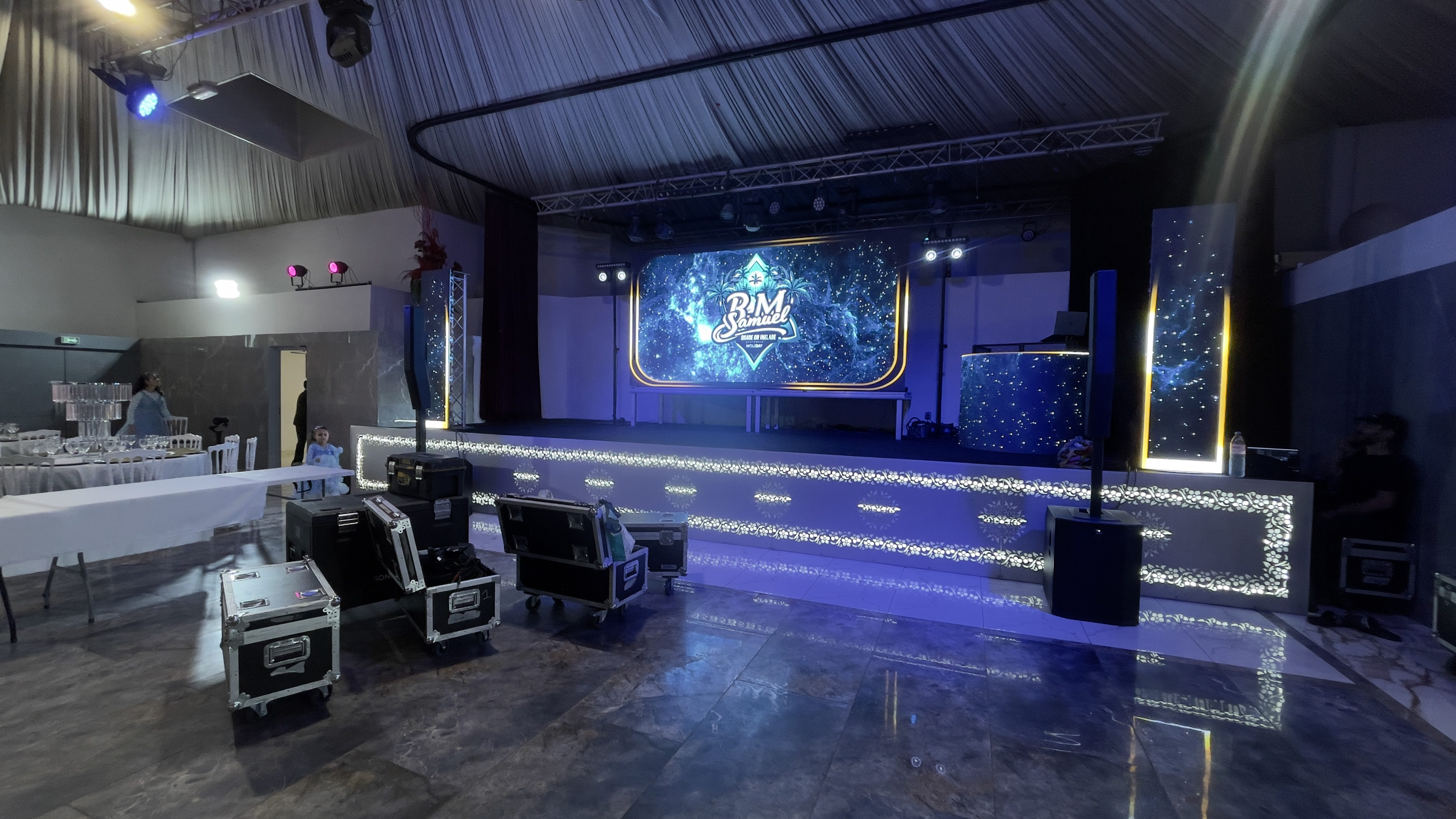 Installation de scène avec écran LED pour la Bar Mitzvah de Samuel