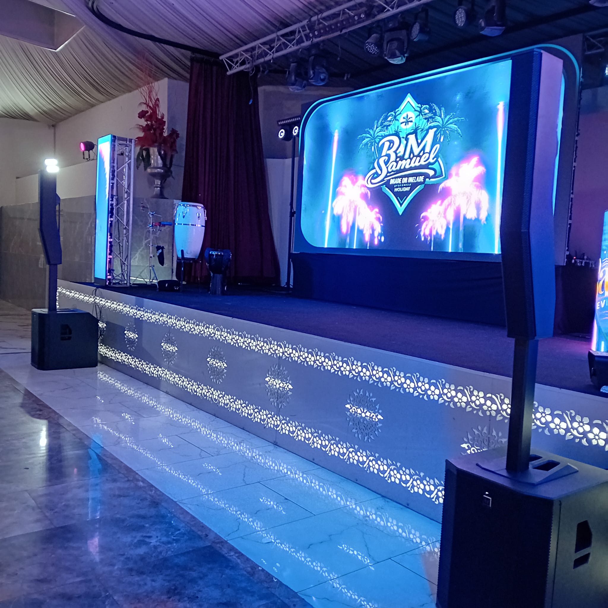 Scène et écran LED de la Bar Mitzvah de Samuel